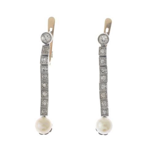 PEARLS AND DIAMONDS LONG EARRINGS
