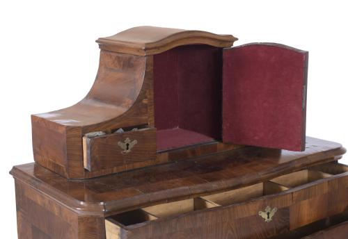 Mueble lligador, probablemente de manufactura Barcelonesa, 