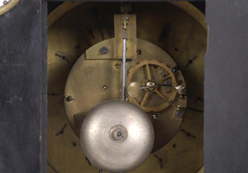 Reloj de sobremesa Boulle Napoleón III, circa 1870.