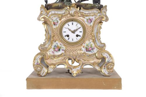 SIGUIENDO MODELOS DE JACOB PETIT (1796-1868). Reloj de sobr