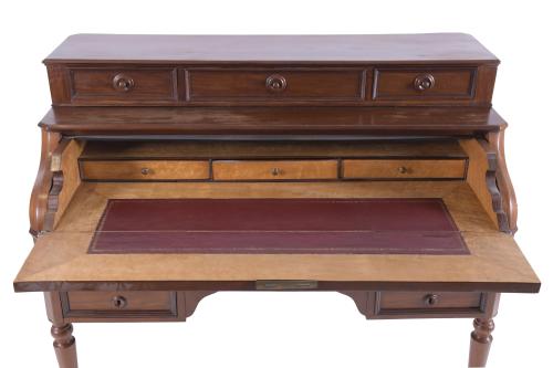 Bureau en persiana Eduardiano, primera mitad siglo XX.