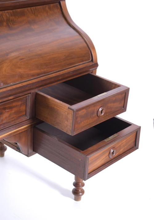 Bureau en persiana Eduardiano, primera mitad siglo XX.
