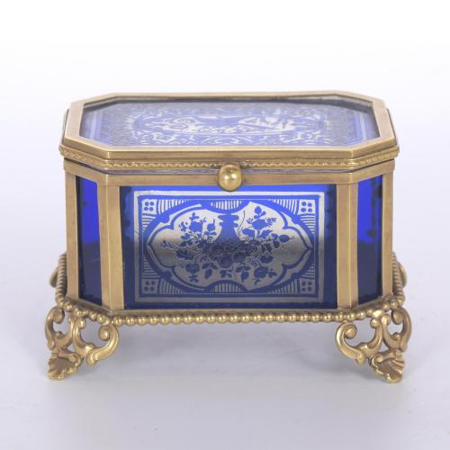 Caja joyero, fin. siglo XIX. 