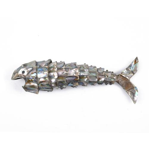 Bottle opener in the shape of an articulated fish, 20th century.