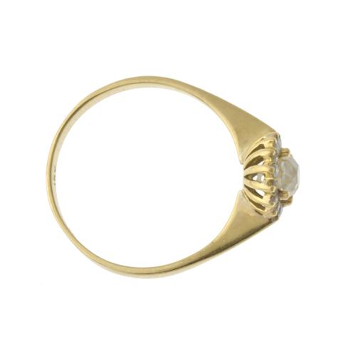 Diamonds rosette ring.