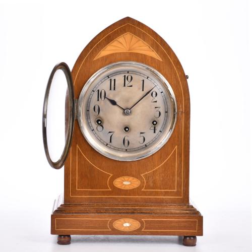 Regency table clock, 19th century.
