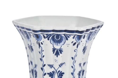Flower vase in Delft porcelain, Holland, circa 1960 - 1970.