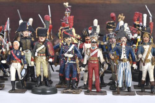 Collection of lead soldiers, 20th century.