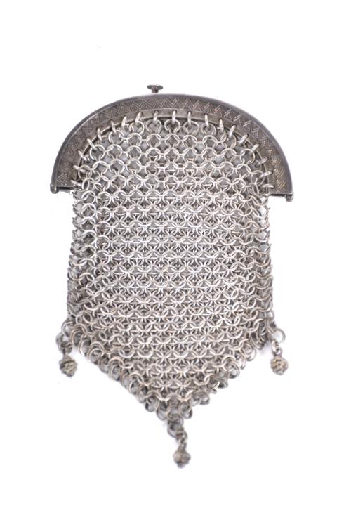 Lot of three small silver mesh purses, first half of the 20