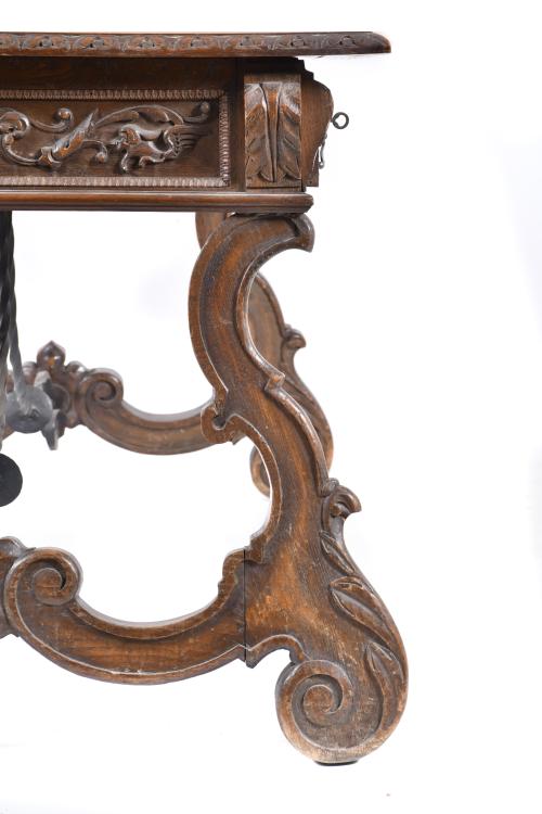 Castilian table, second half of the 19th century.