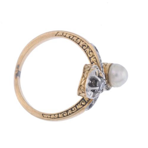 Belle Époque you and me ring with pearl and diamond.