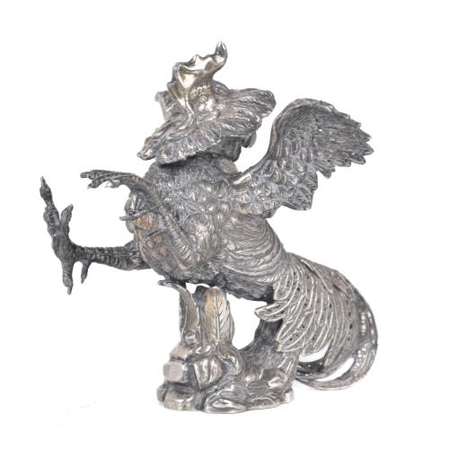Gallo de pelea en plata, segunda mitad siglo XX.