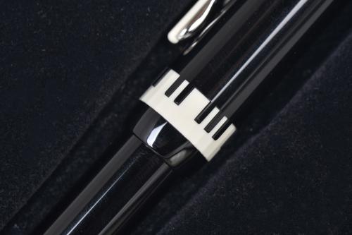 MONTBLANC. Estilográfica edición especial de Herbert Von Ka
