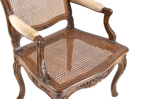 Sillón provenzal francés, circa 1750. 