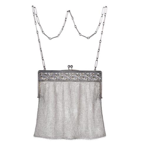 Bolso de malla en plata Art Decó, circa 1920.