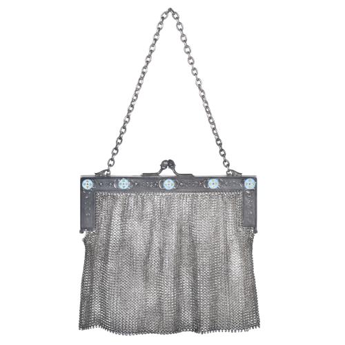 Bolso de malla en plata Art Decó, circa 1920.