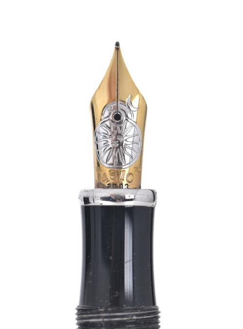 MONTBLANC. Estilográfica edición especial Nicolaus Copernic