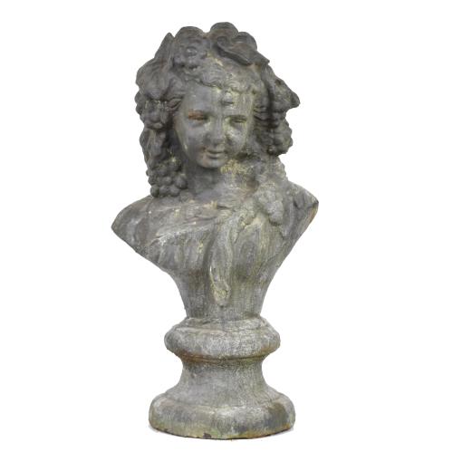ESCUELA FRANCESA, SIGLO XX. Busto de dama. 