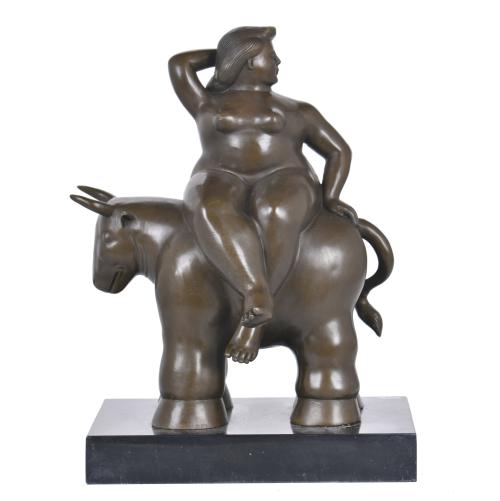 SIGUIENDO MODELOS DE FERNANDO BOTERO (1932 - 2023).  "Mujer sobre toro".