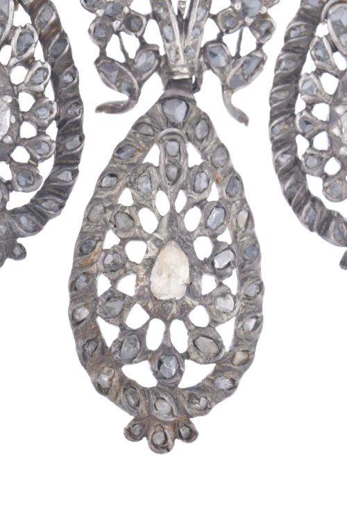 Pendientes "girandole" españoles, ca. 1770-80