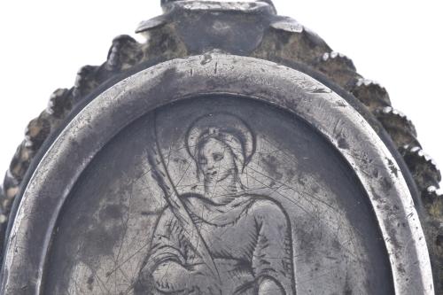 ESCUELA ESPAÑOLA, SIGLO XVII.  Colgante relicario.