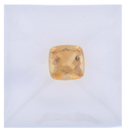 Unmounted citrine of 13.25 ct.