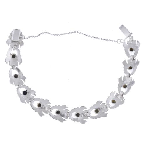 Pulsera en plata con ónix.