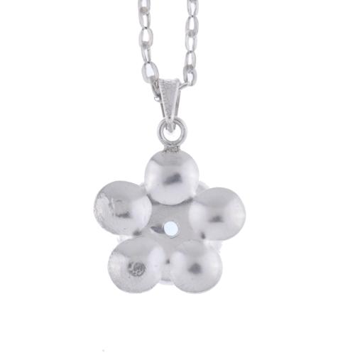 Colgante floral con cadena de eslabones.