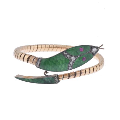 Enamel snake-shaped bracelet.