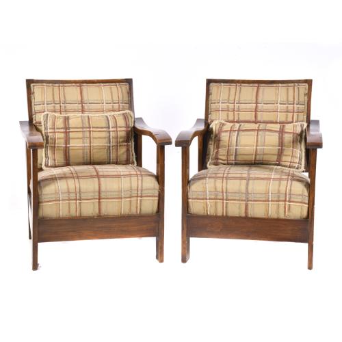 JOSEP PALAU OLLER (1888 - 1961). Pair of armchairs, circa 1930.
