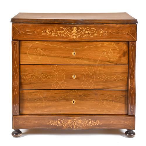 Elizabethan chest of drawers, 19th century.