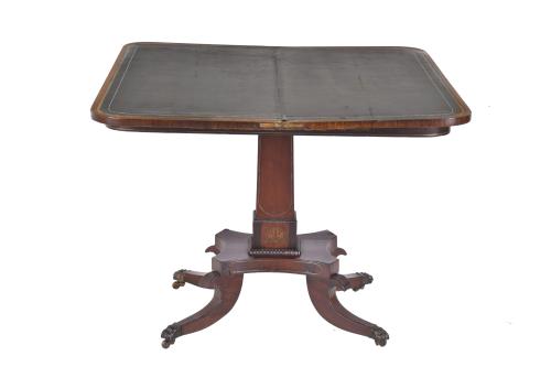 Mesa auxiliar Regency, siglo XIX.