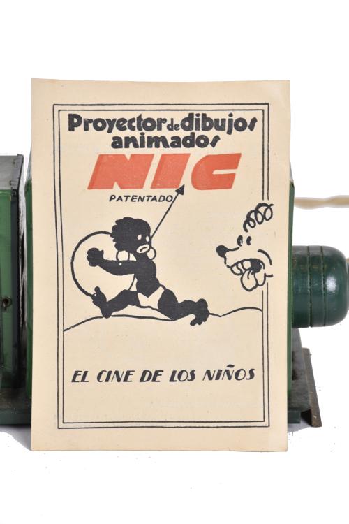 Proyector de dibujos animados Cine Nic, med. siglo XX. 