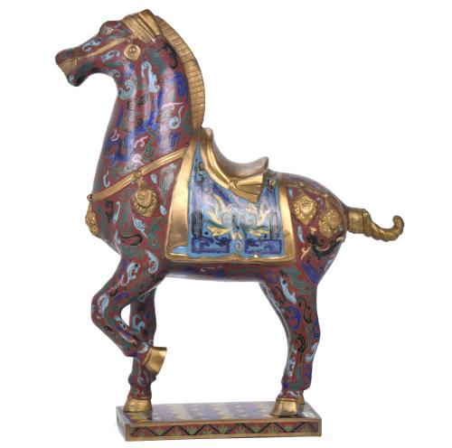 ESCUELA CHINA, SIGLO XX.  Caballo en cloisonné.