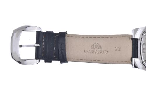 BUTI "Yanick II", Reloj de pulsera.