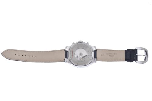 BUTI "Yanick II", Reloj de pulsera.