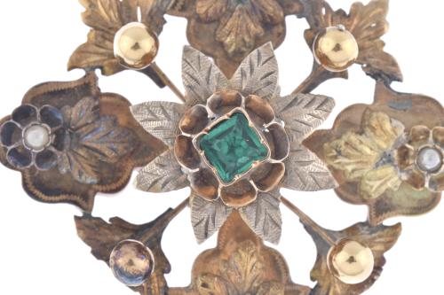 Broche floral isabelino, segunda mitad s.XIX.