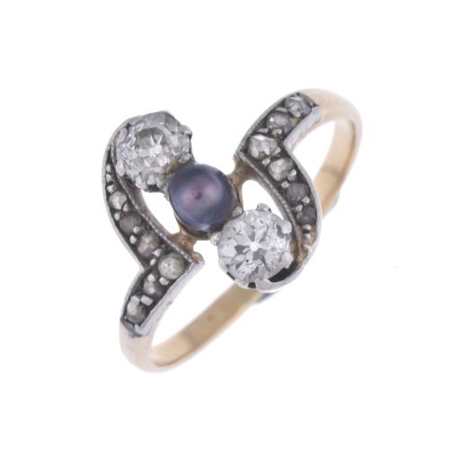 Belle Époque ring with diamonds and pearl.
