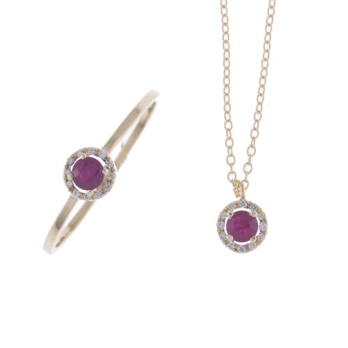 Set of ring and pendant necklace with ruby and diamonds rosette