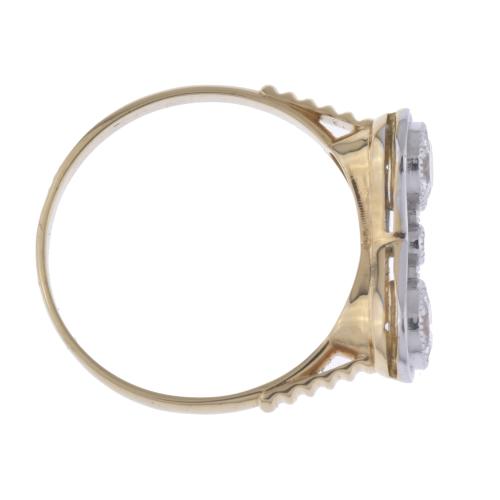 Anillo estilo art déco con diamantes.