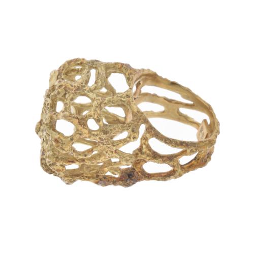 Ring with filigree structure.