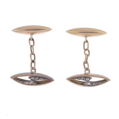 Belle Époque diamonds cufflinks.