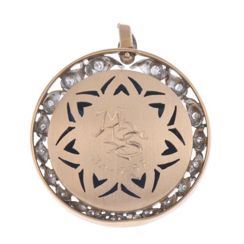 Colgante medalla con imagen de la virgen orlada con diamant