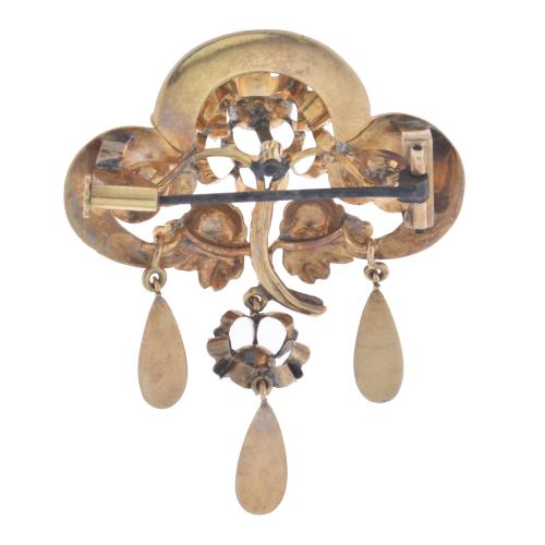 Broche floral isabelino con diamantes