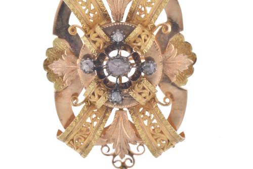 Broche isabelino - alfonsino con diamantes.