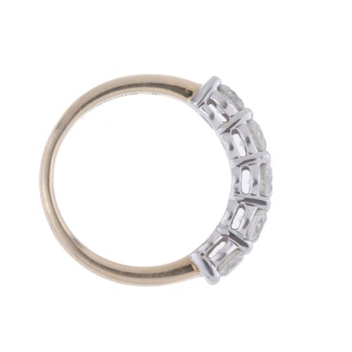 Anillo cinquillo con diamantes. Michael Hill.