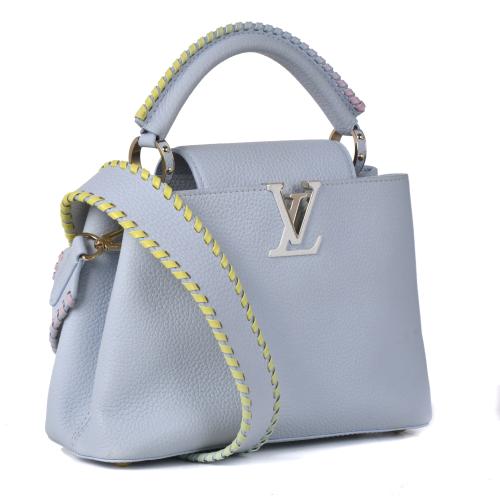 LOUIS VUITTON. Bolso Capucines BB. 