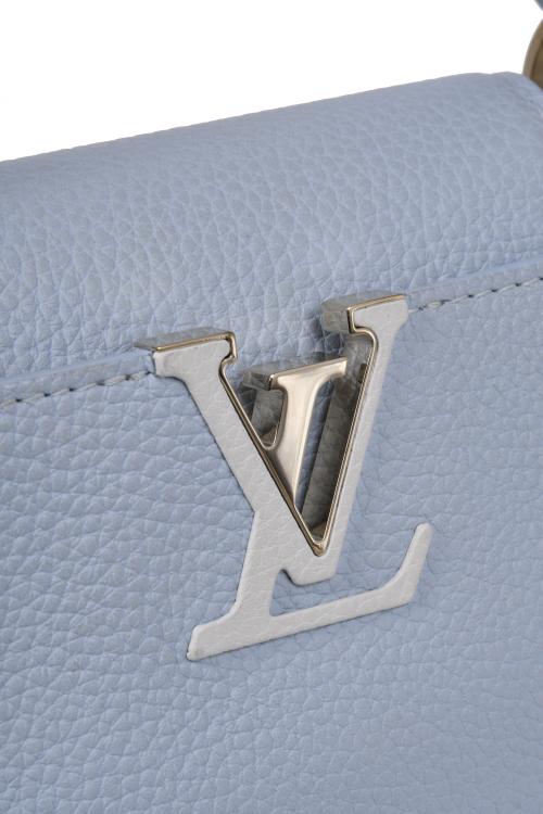 LOUIS VUITTON. Bolso Capucines BB. 
