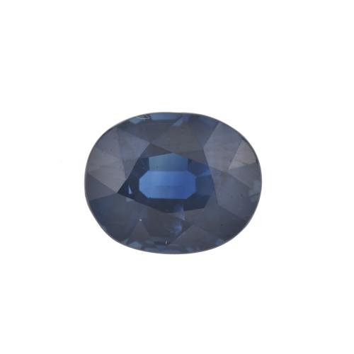 Unmounted natural sapphire.