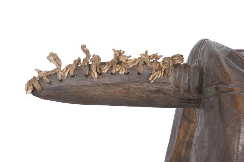 ESCUELA AFRICANA, SIGLO XX.   Taburete en forma de cabra, M